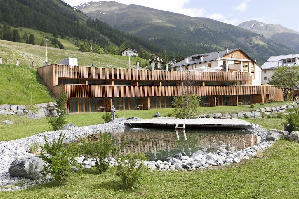 Relais & Chateaux In Lain Hotel Cadonau Brail Zewnętrze zdjęcie